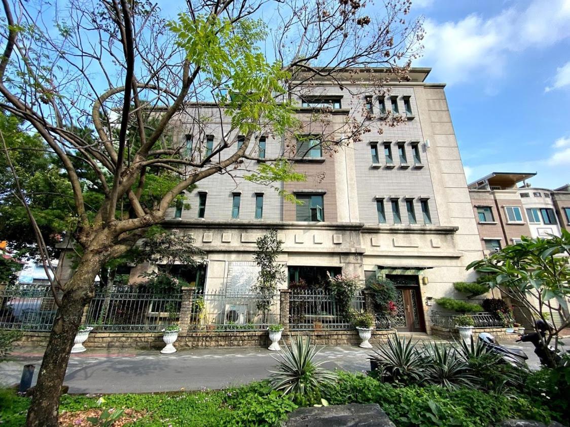 Ho Feng Private Hotel 電梯自助民宿 Ji'an Extérieur photo